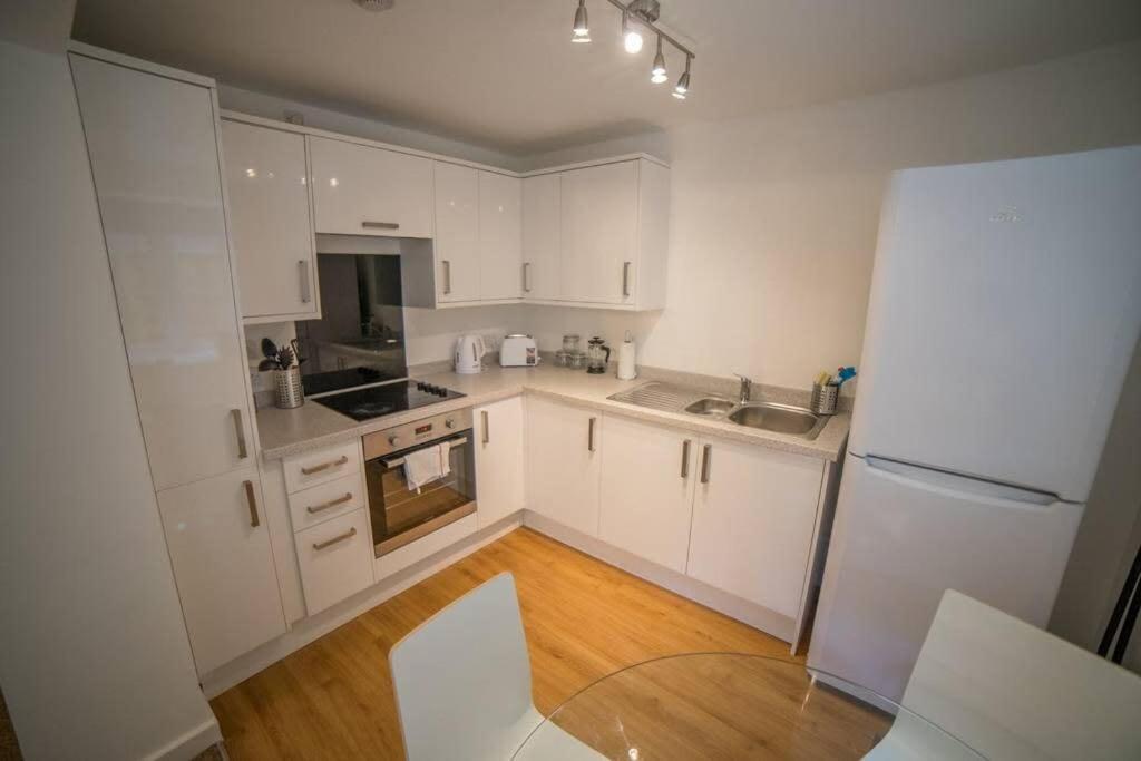 Champion Court Two Bedroom Flat Μπρίστολ Εξωτερικό φωτογραφία